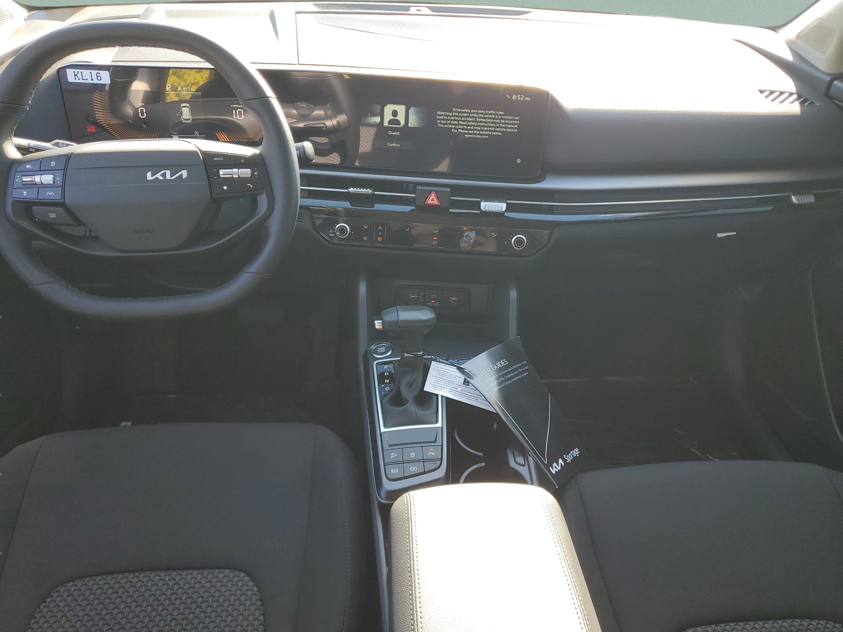 New 2026 Kia Sportage LX image 13