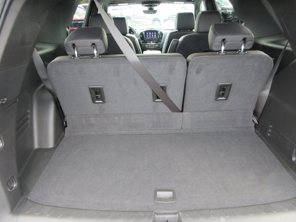 Used 2023 Chevrolet Traverse High Country AWD/4WD image 12