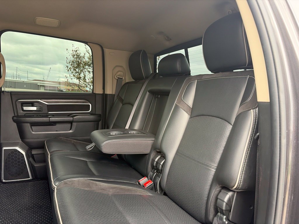 Used 2020 RAM 2500 Laramie w/ Cold Weather Group AWD/4WD image 42