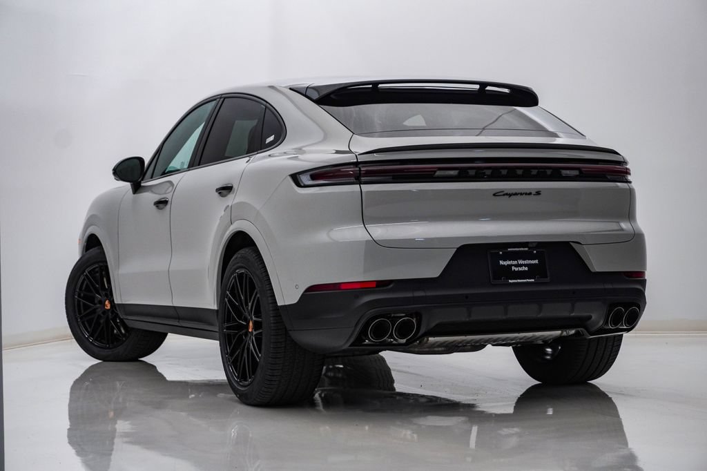 New 2026 Porsche Cayenne S AWD/4WD image 3
