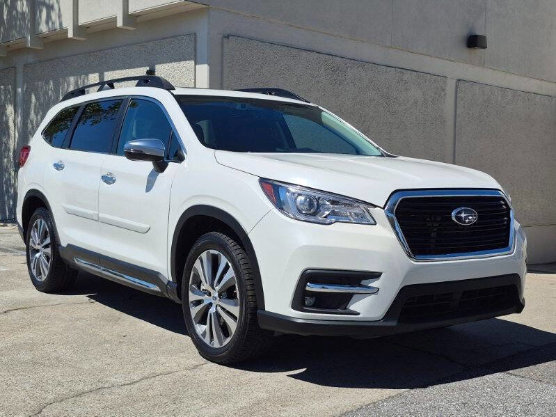 Used 2022 Subaru Ascent Touring image 1