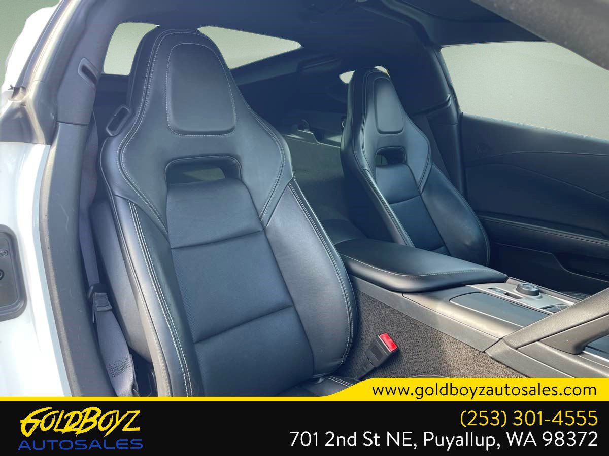 Used 2014 Chevrolet Corvette Stingray Coupe image 18