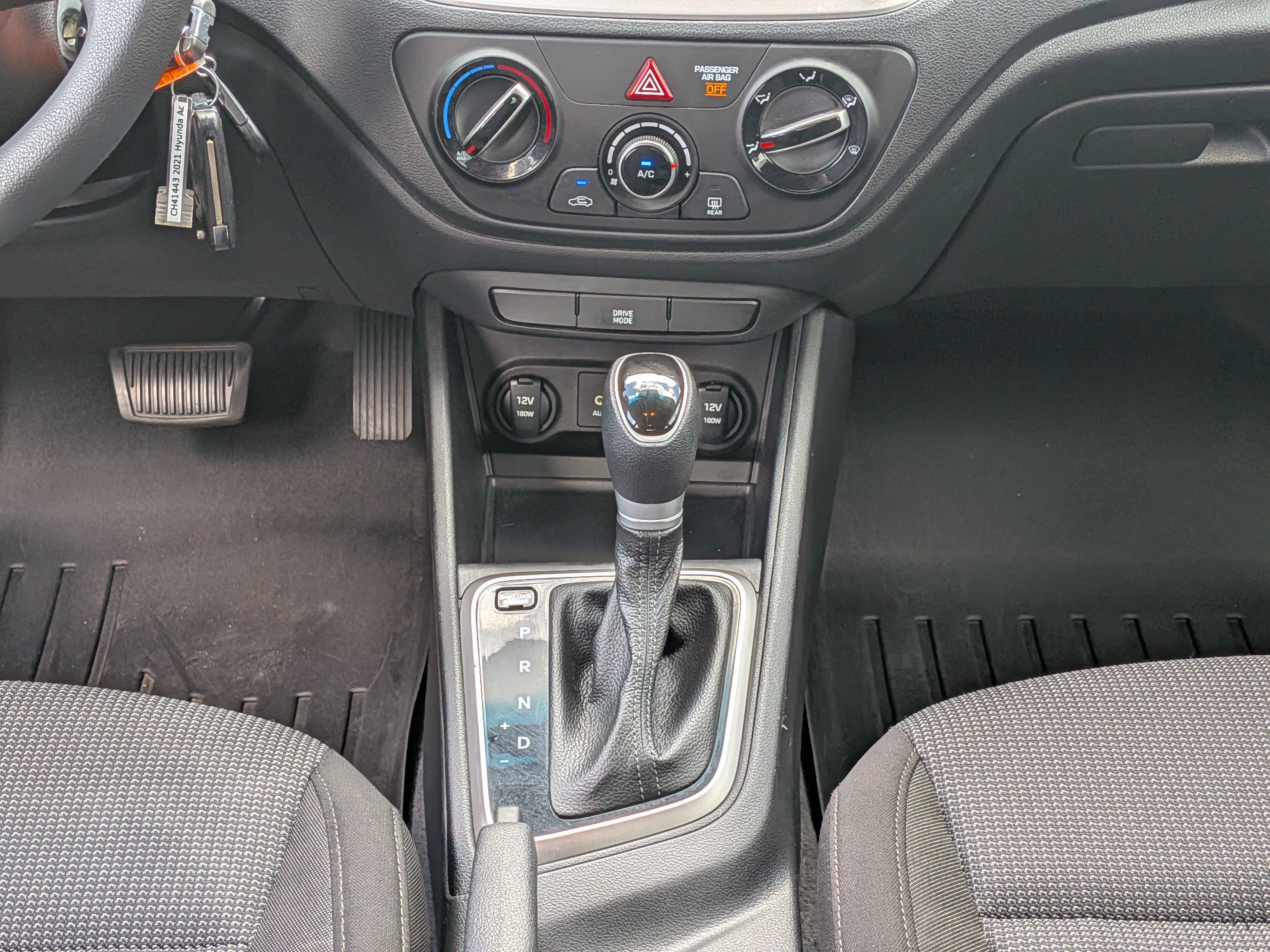 Used 2021 Hyundai Accent SEL FWD image 19
