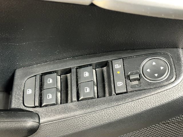 Used 2024 Kia Seltos LX image 17