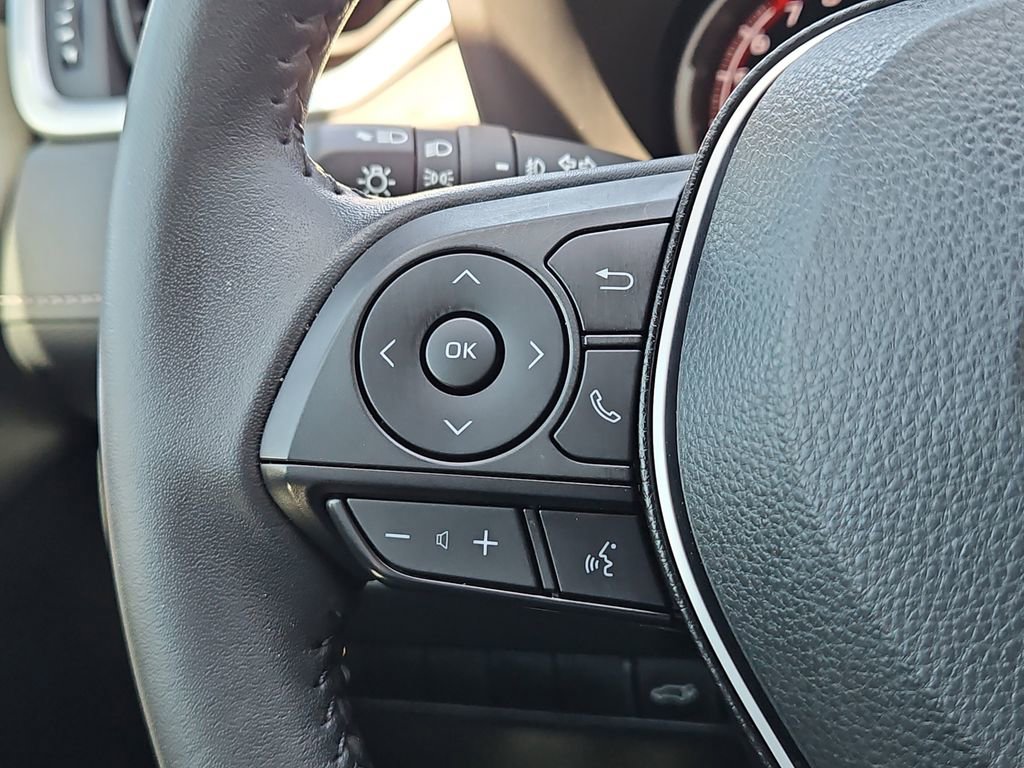 Used 2024 Toyota RAV4 XLE Premium image 30