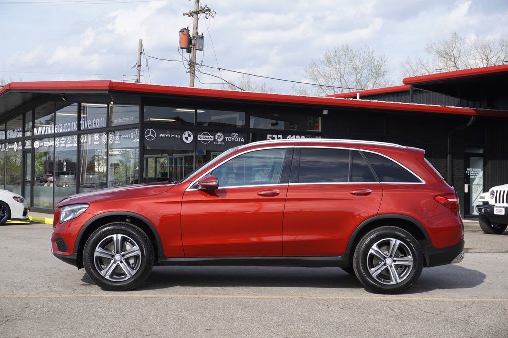 Used 2017 Mercedes-Benz GLC 300 image 4