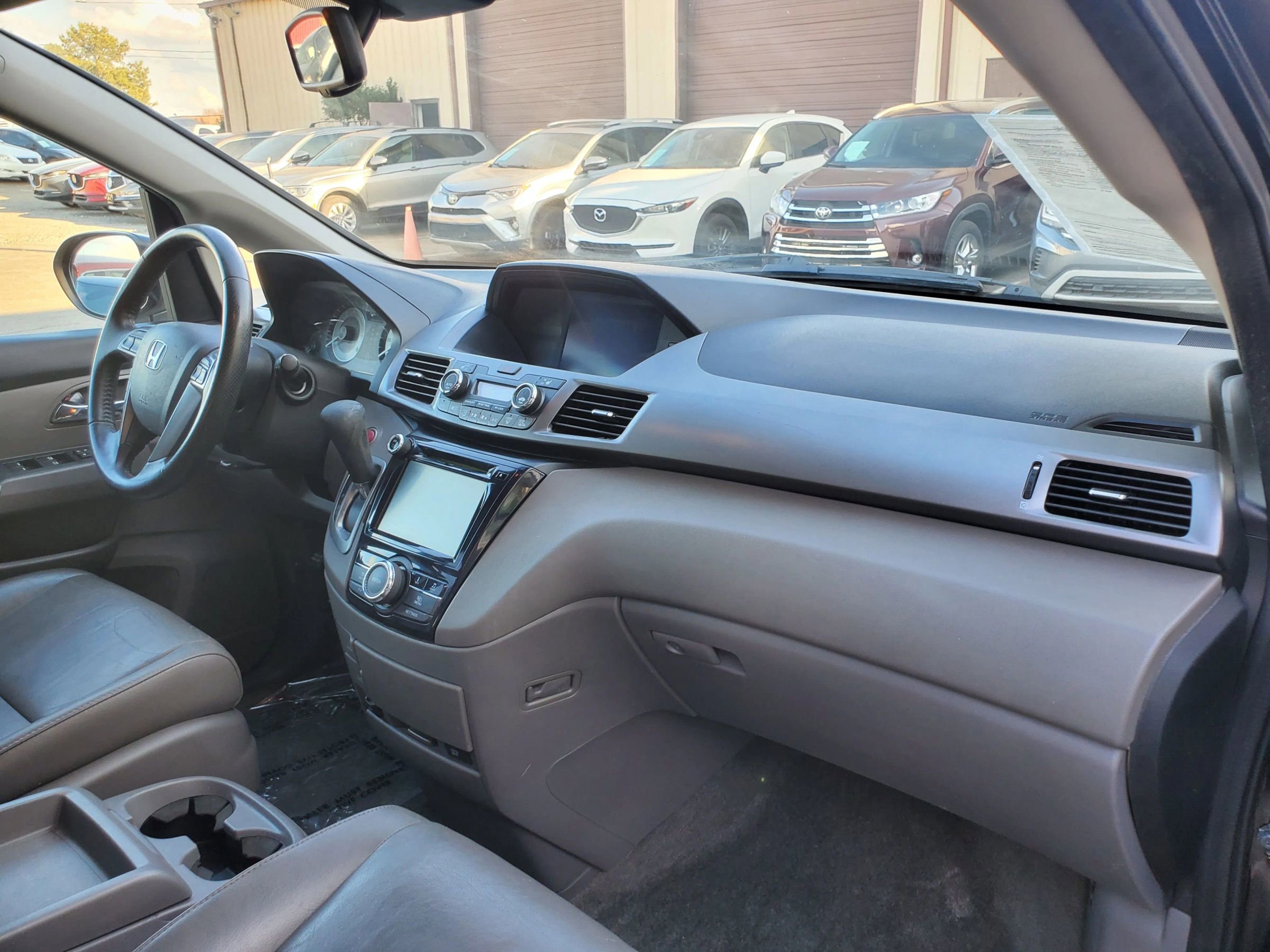 Used 2014 Honda Odyssey EX-L image 18