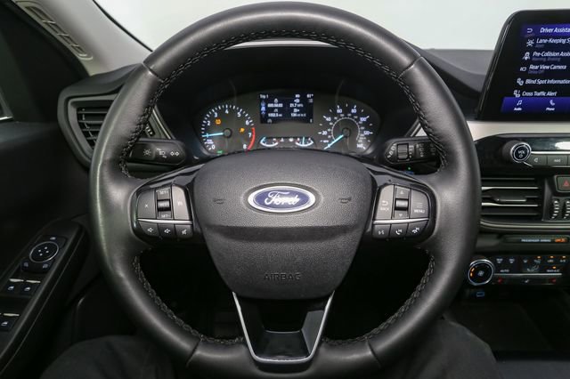 Used 2022 Ford Escape SE w/ Cold Weather Package AWD/4WD image 27