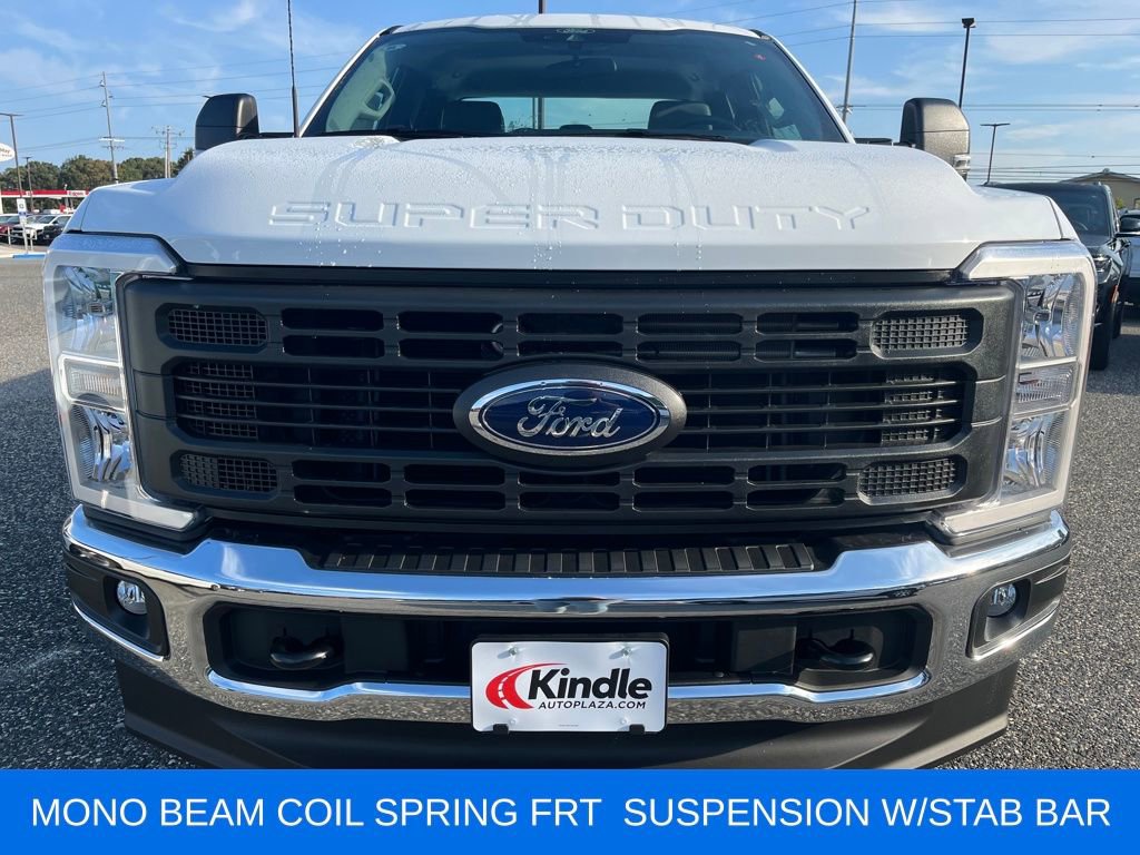 New 2026 Ford F250 XL w/ XL Chrome Package image 2