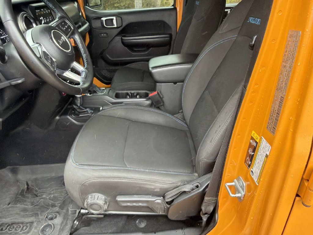 Used 2021 Jeep Wrangler Unlimited Rubicon 4xe w/ Cold Weather Group AWD/4WD image 19