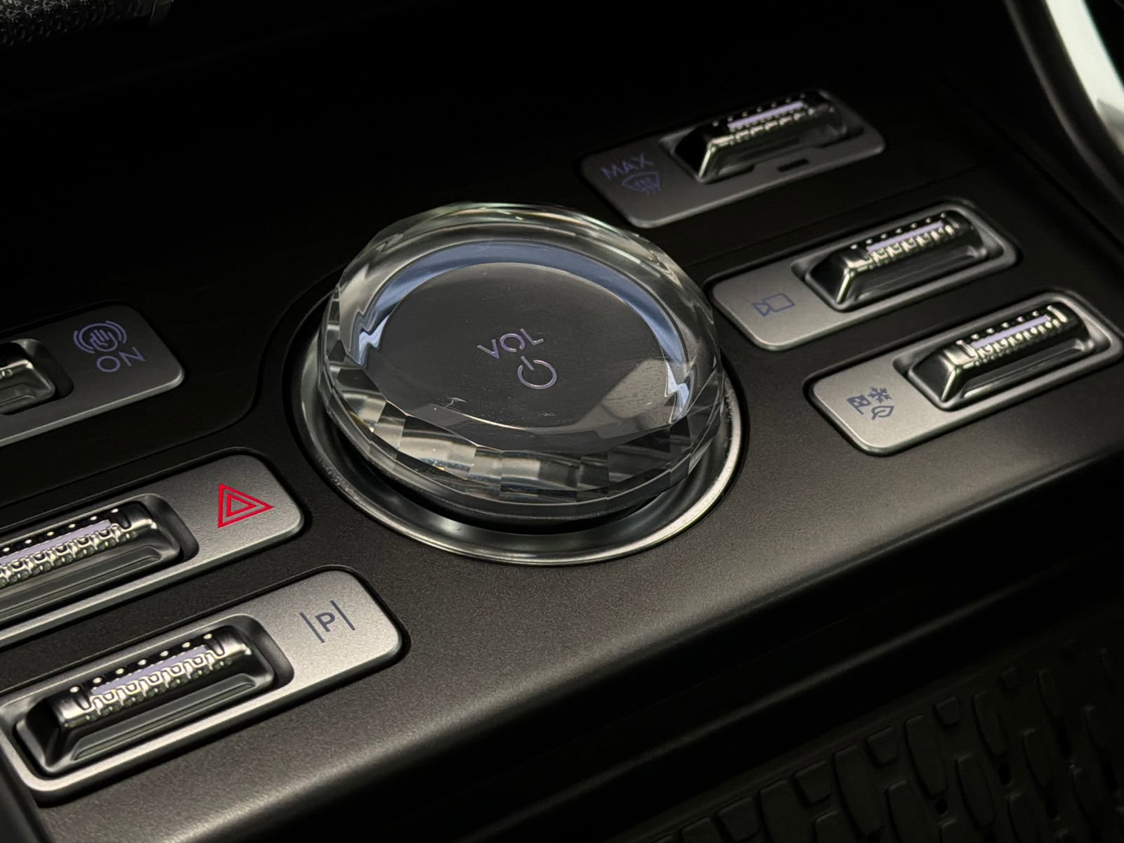 New 2026 Lincoln Nautilus Reserve image 30