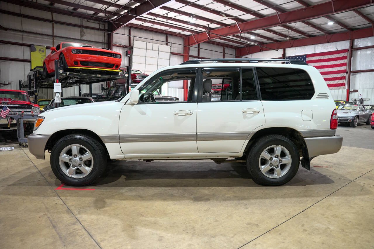 Used 2005 Toyota Land Cruiser AWD/4WD image 4