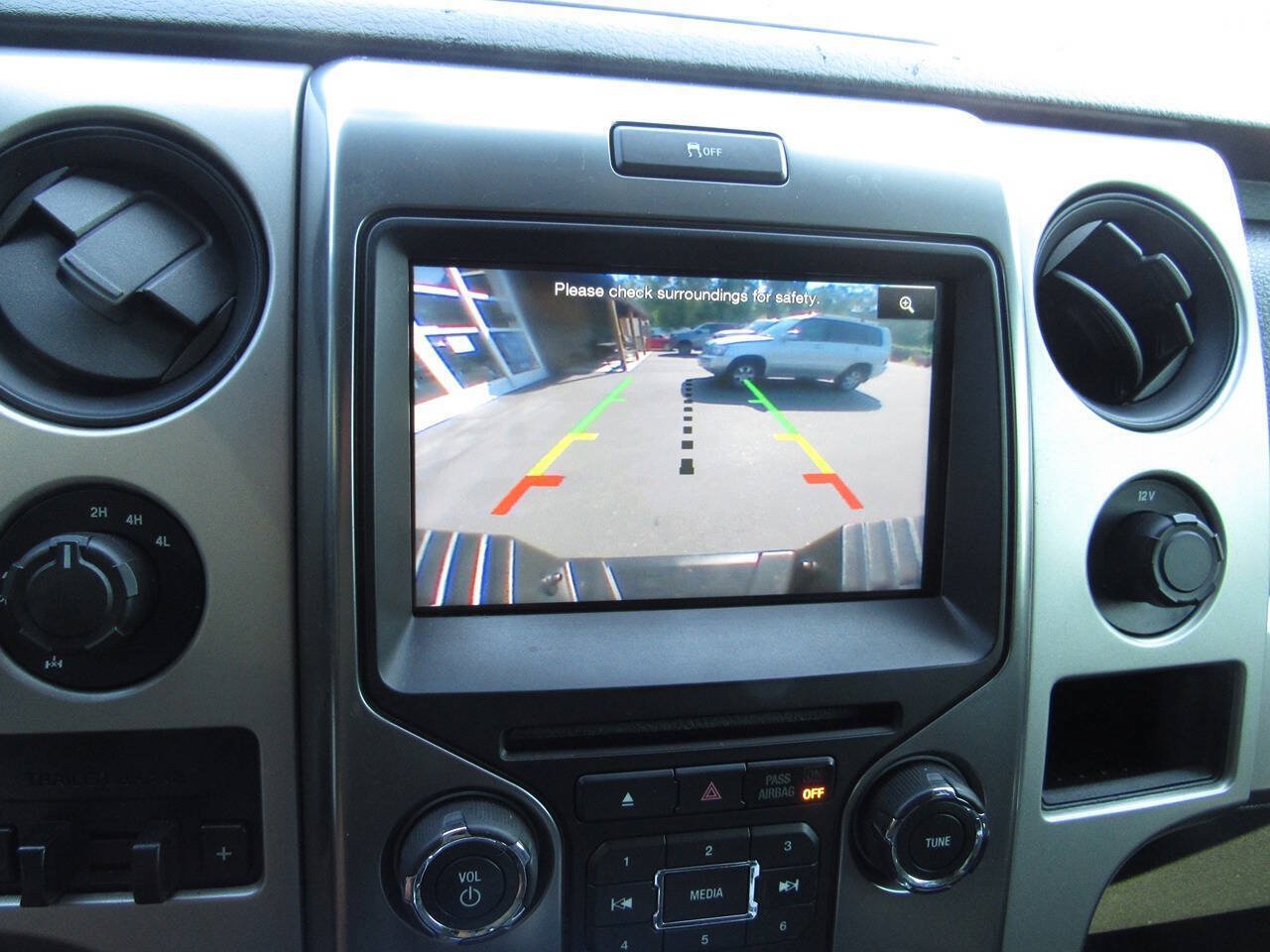 Used 2013 Ford F150 Raptor w/ Luxury Equipment Group AWD/4WD image 27