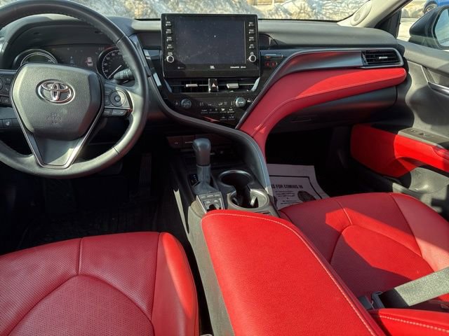 Used 2022 Toyota Camry XSE w/ Navigation Upgrade Package image 19