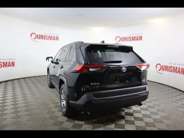 Used 2023 Toyota RAV4 LE image 11