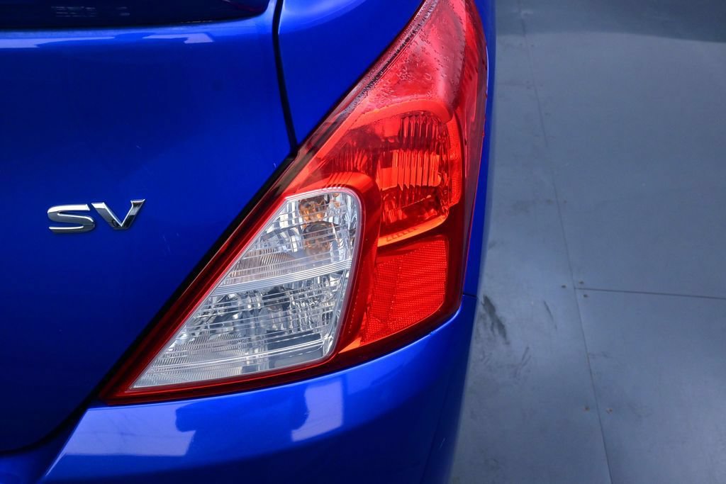 Used 2017 Nissan Versa SV FWD image 25