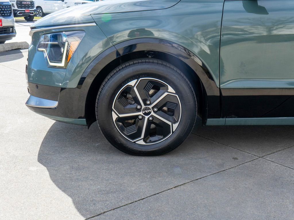 Used 2023 Kia Niro SX Touring FWD image 29