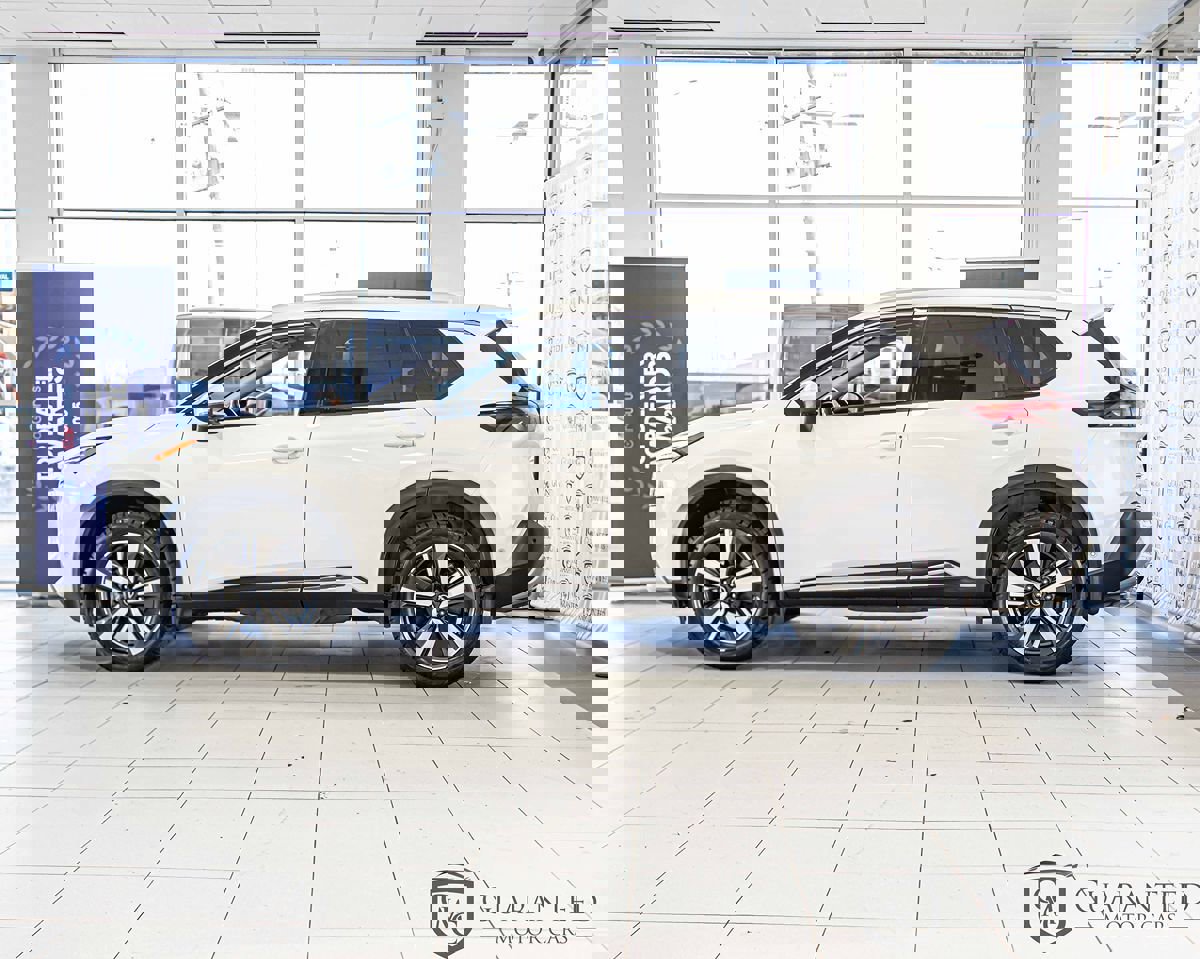 Used 2022 Nissan Rogue Platinum w/ Head-Up Display Package image 6