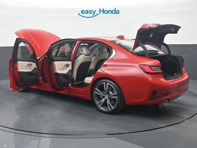 Used 2021 BMW 330i Sedan w/ Premium Package RWD image 39