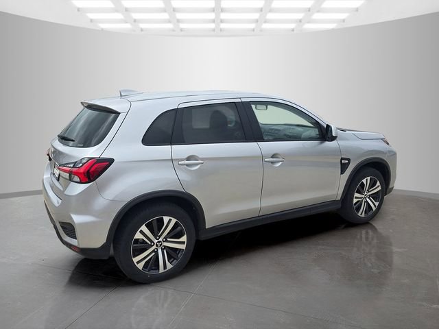 Used 2025 Mitsubishi Outlander Sport ES AWD/4WD image 7