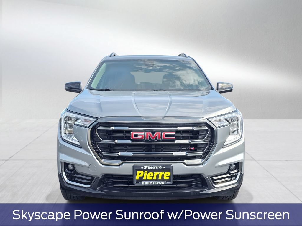 Used 2024 GMC Terrain AT4 w/ LPO, Floor Liner Package AWD/4WD image 7