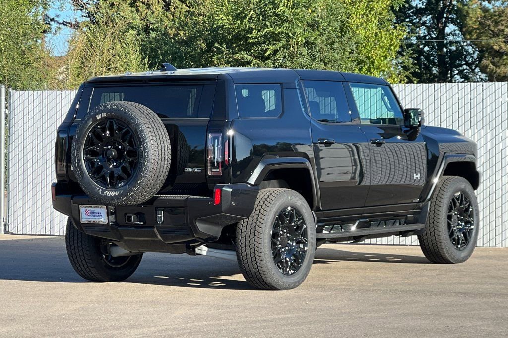 New 2025 GMC Hummer EV 2X image 4