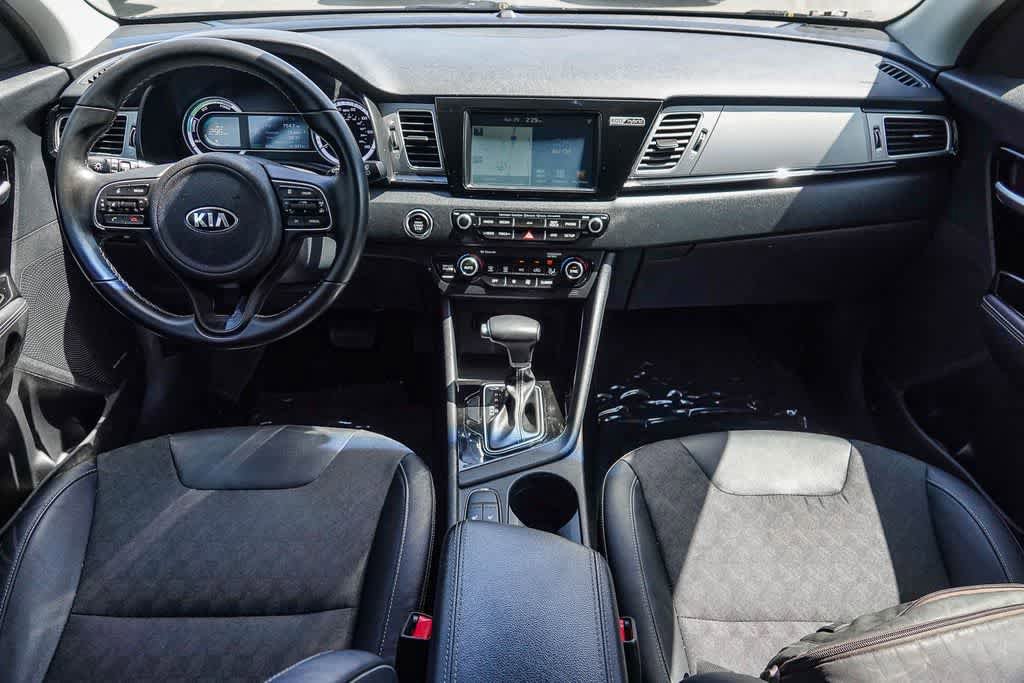 Certified 2017 Kia Niro FWD image 11