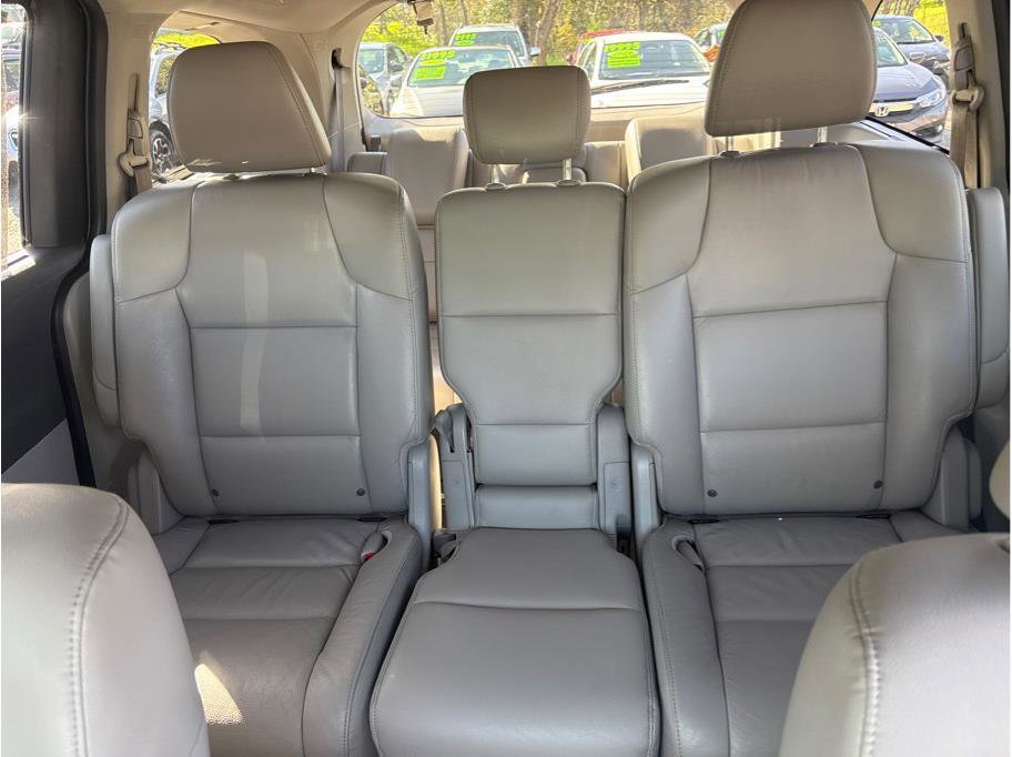 Used 2011 Honda Odyssey Touring image 20