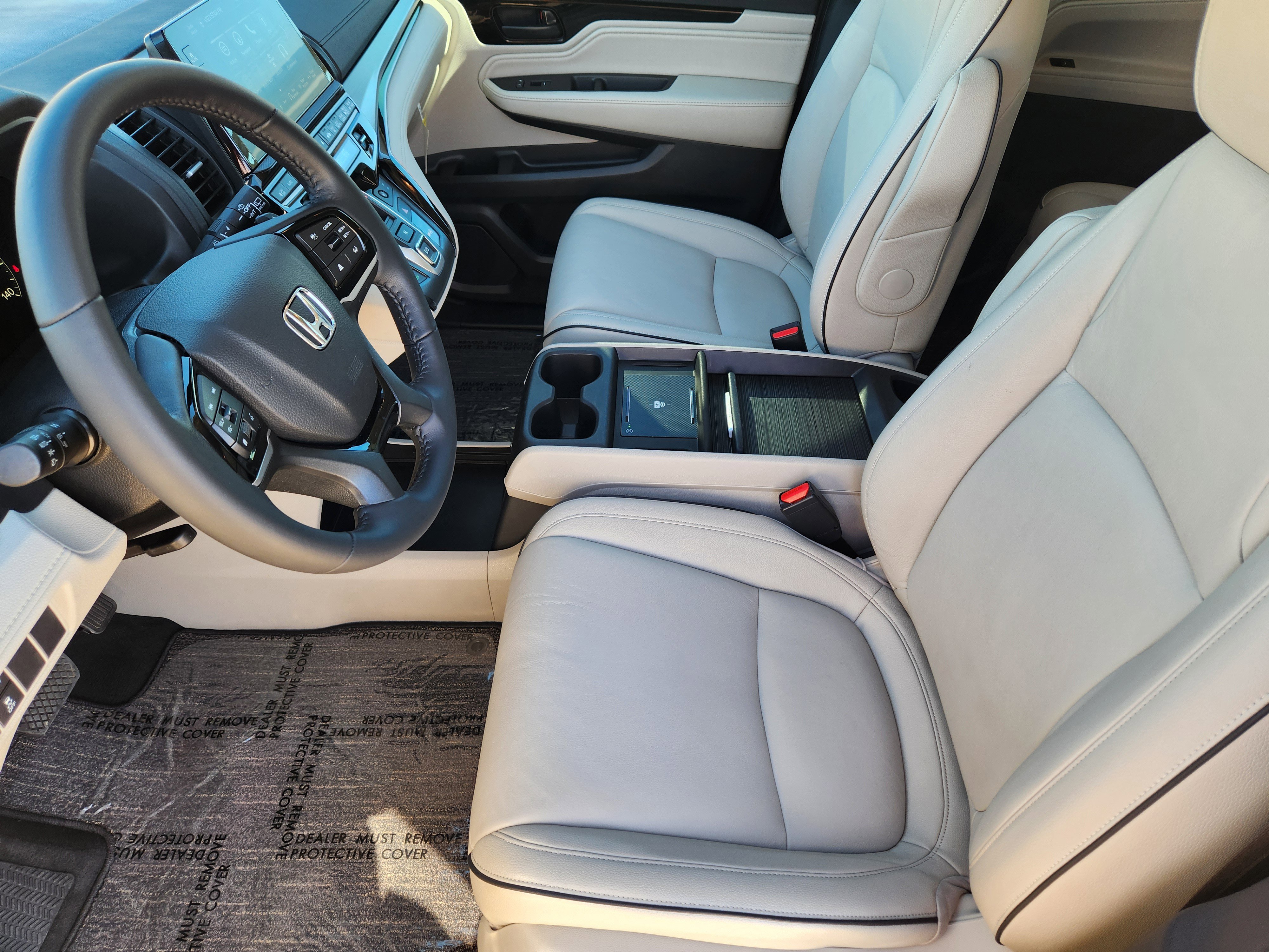 Certified 2025 Honda Odyssey Touring image 13