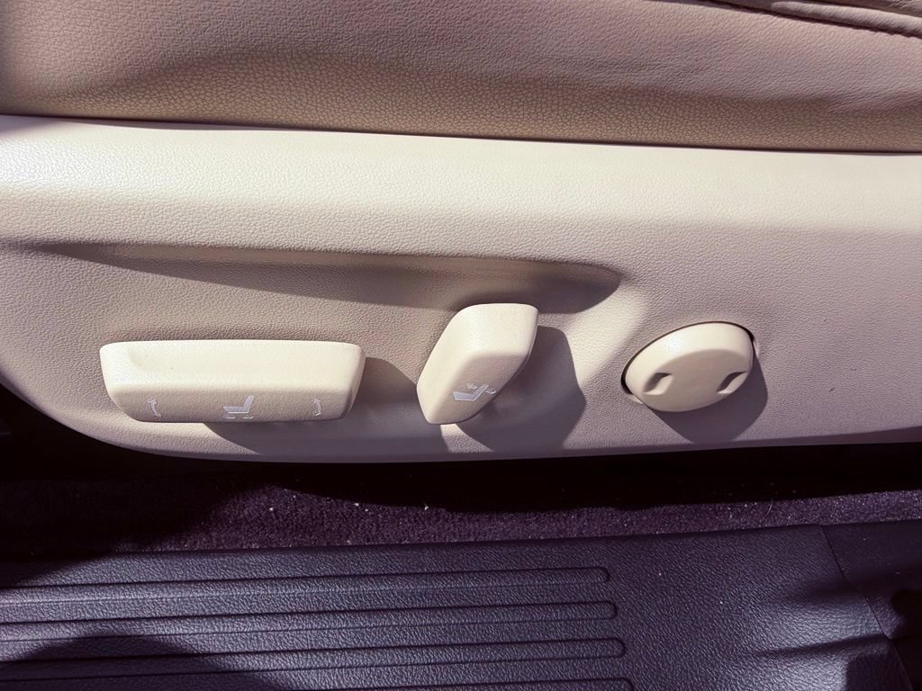 Certified 2020 Lexus GX 460 Premium AWD/4WD image 18
