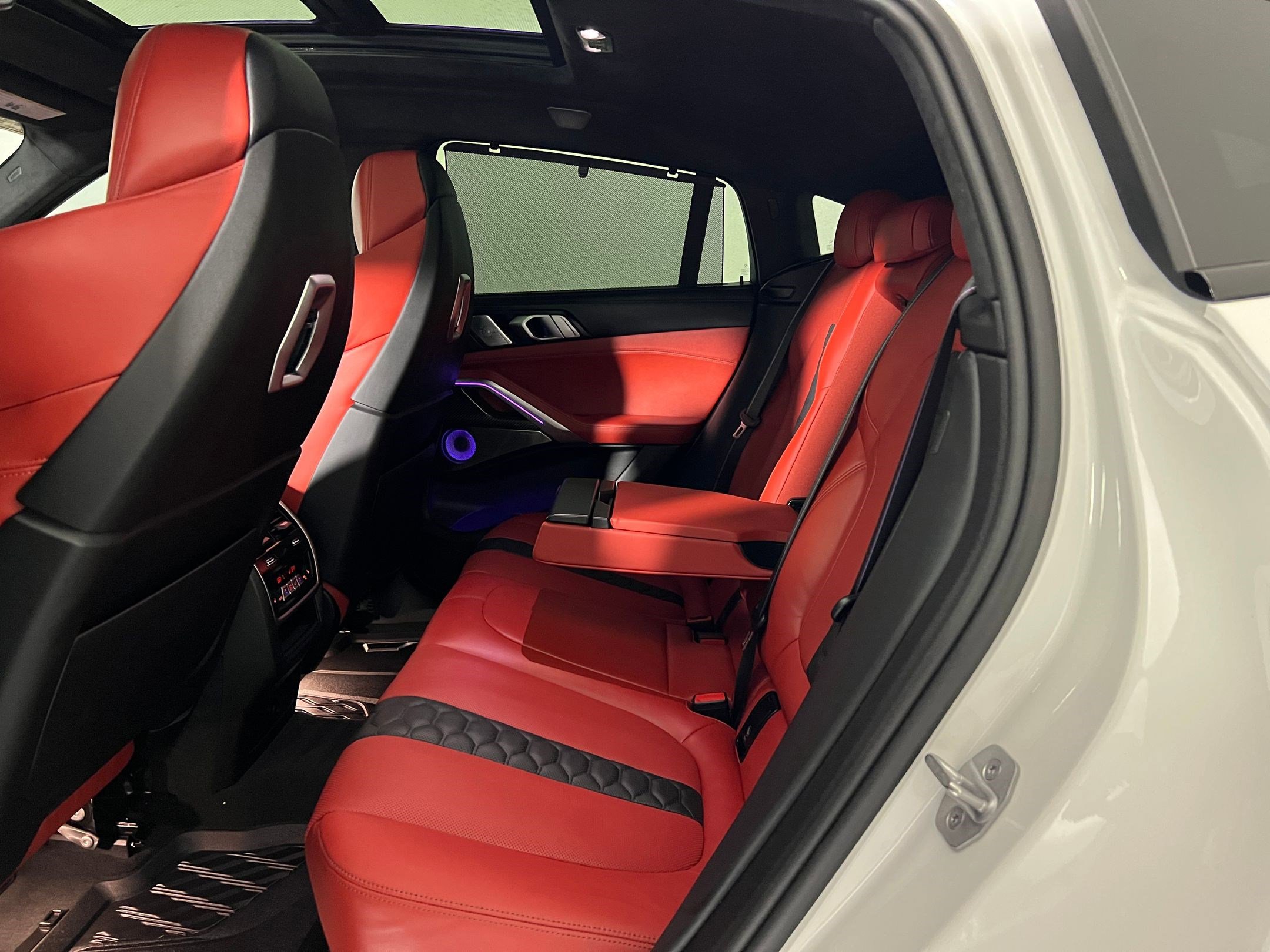 Used 2024 BMW X6 M Competition w/ Executive Package image 14