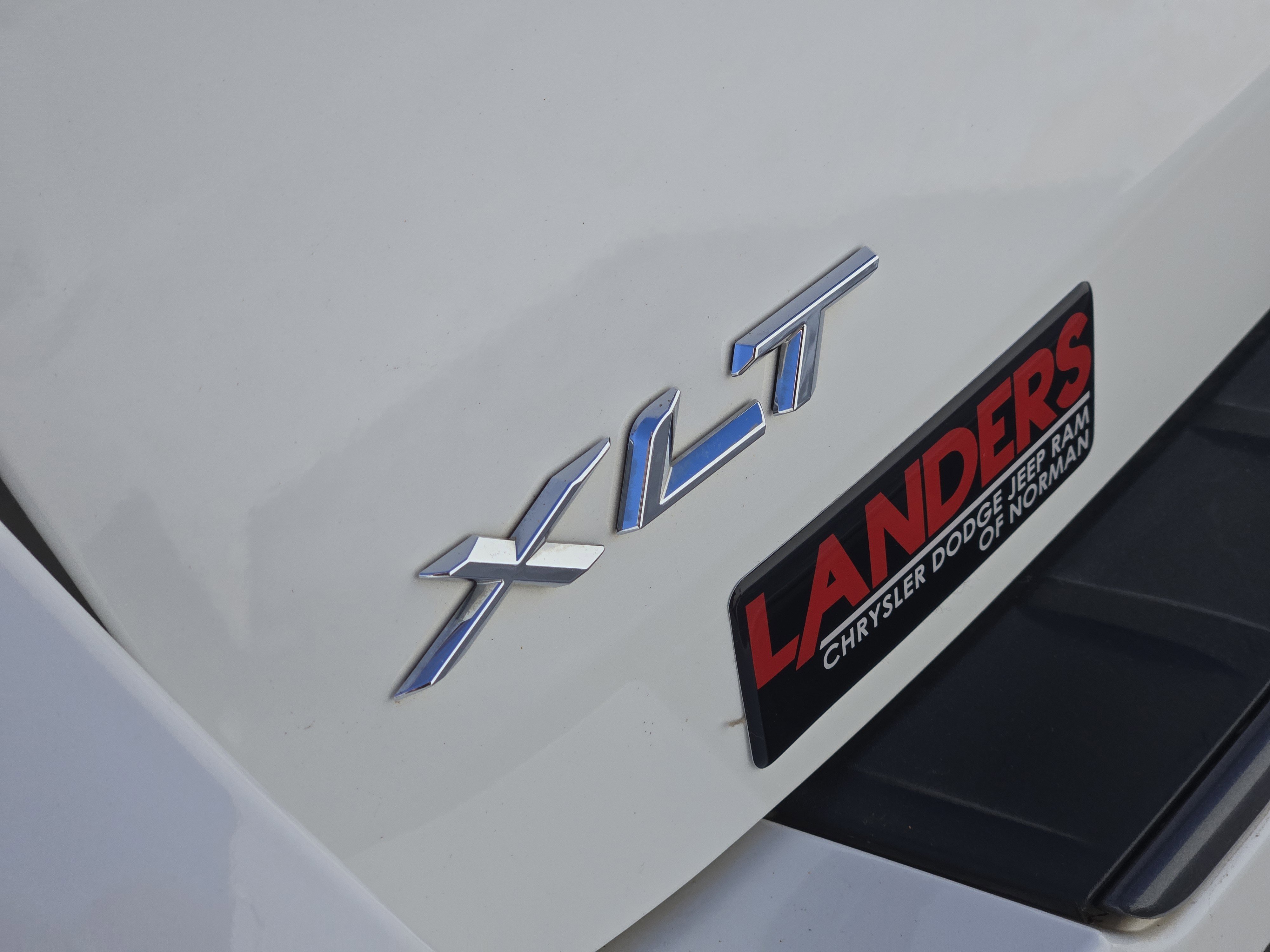 Used 2023 Ford Explorer XLT w/ Equipment Group 202A image 13