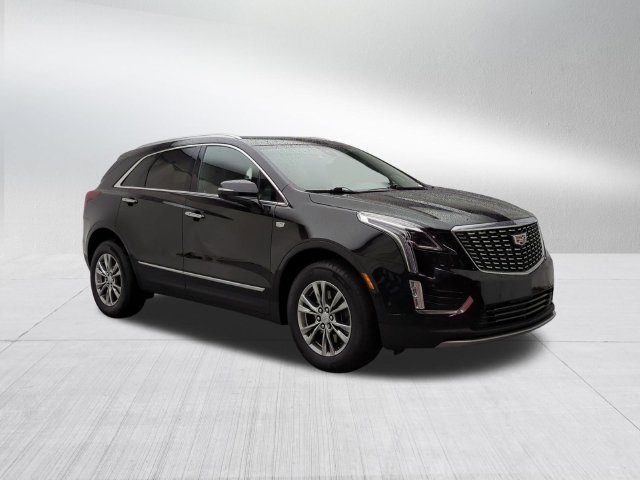 Used 2023 Cadillac XT5 Premium Luxury w/ Technology Package AWD/4WD image 3