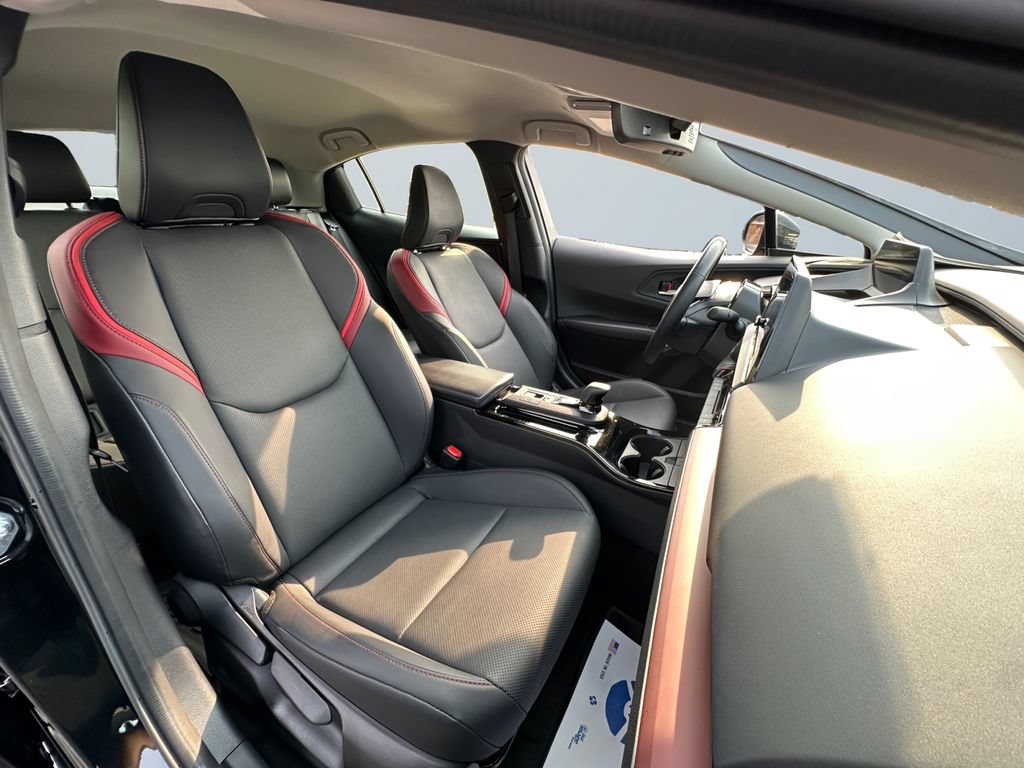 Used 2023 Toyota Prius Prime FWD image 15