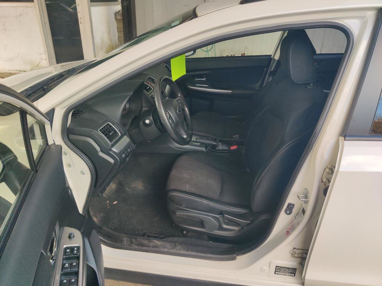 Used 2015 Subaru Crosstrek 2.0i Premium AWD/4WD image 9