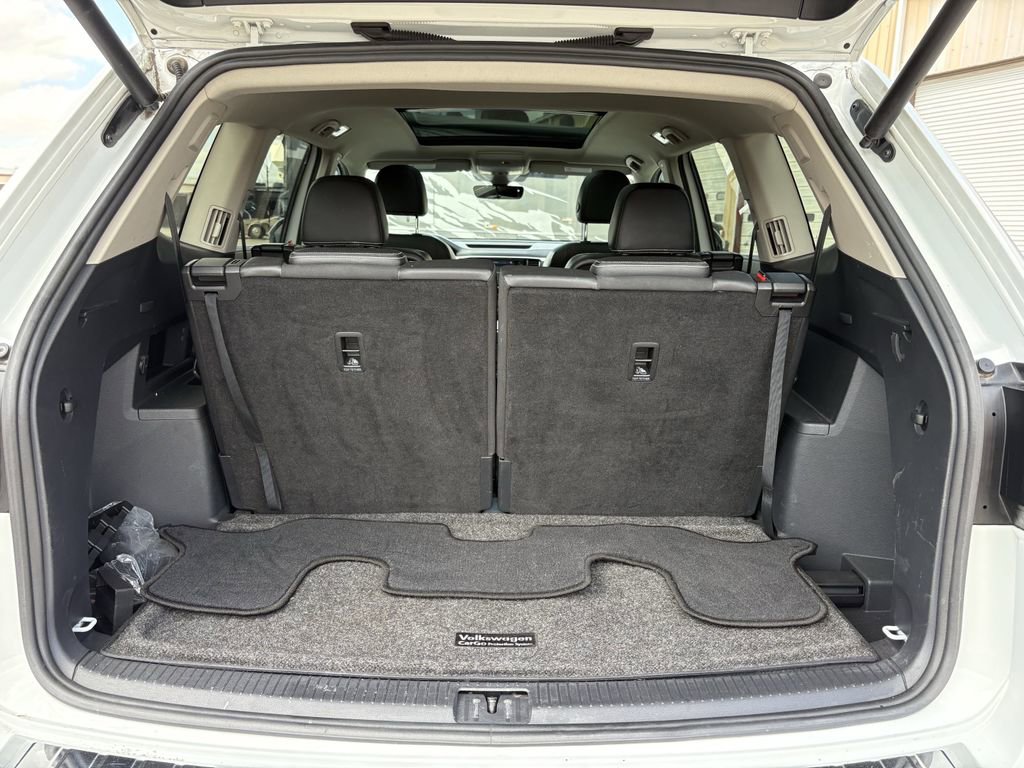 Used 2022 Volkswagen Atlas SEL Premium image 27