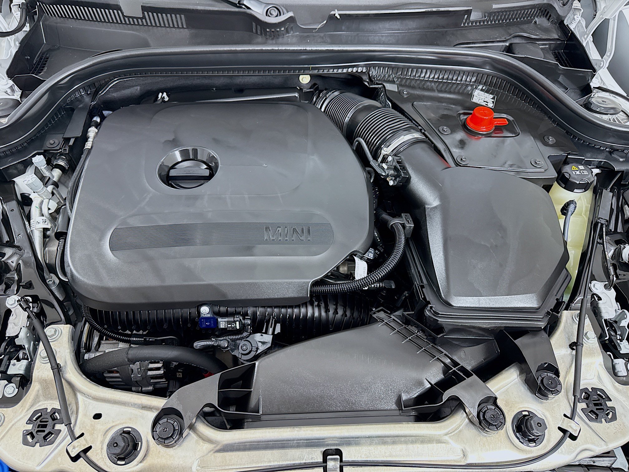 Used 2026 MINI Cooper 2-Door Hardtop FWD image 31