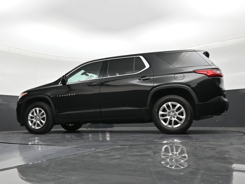Used 2021 Chevrolet Traverse LS FWD image 21