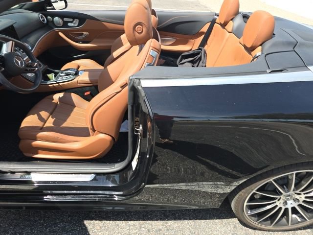 Used 2023 Mercedes-Benz E 450 Cabriolet image 11