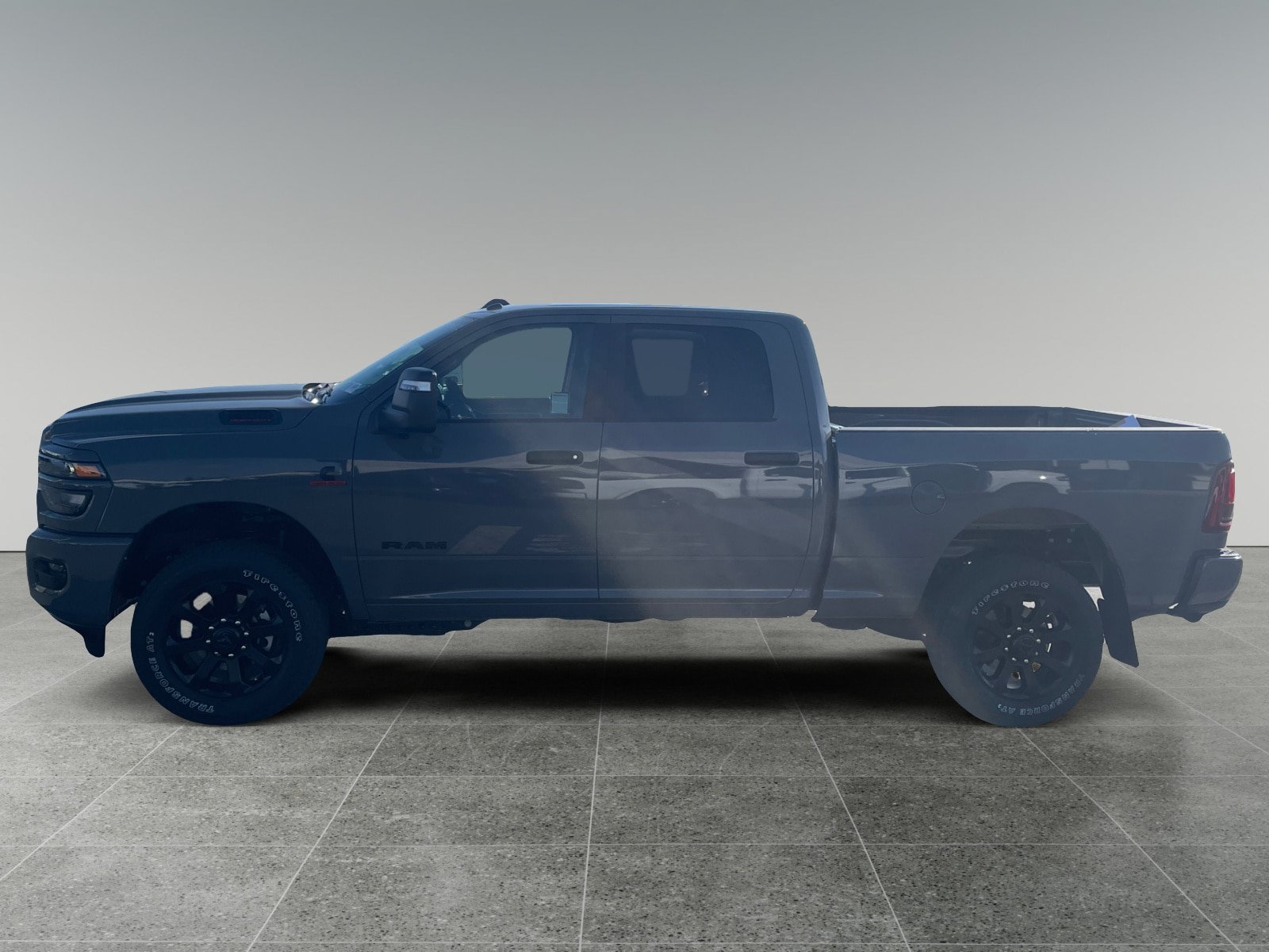 New 2026 RAM 2500 Big Horn AWD/4WD image 2