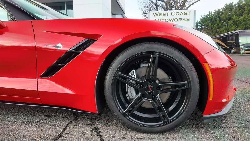 Used 2015 Chevrolet Corvette Stingray Convertible image 3