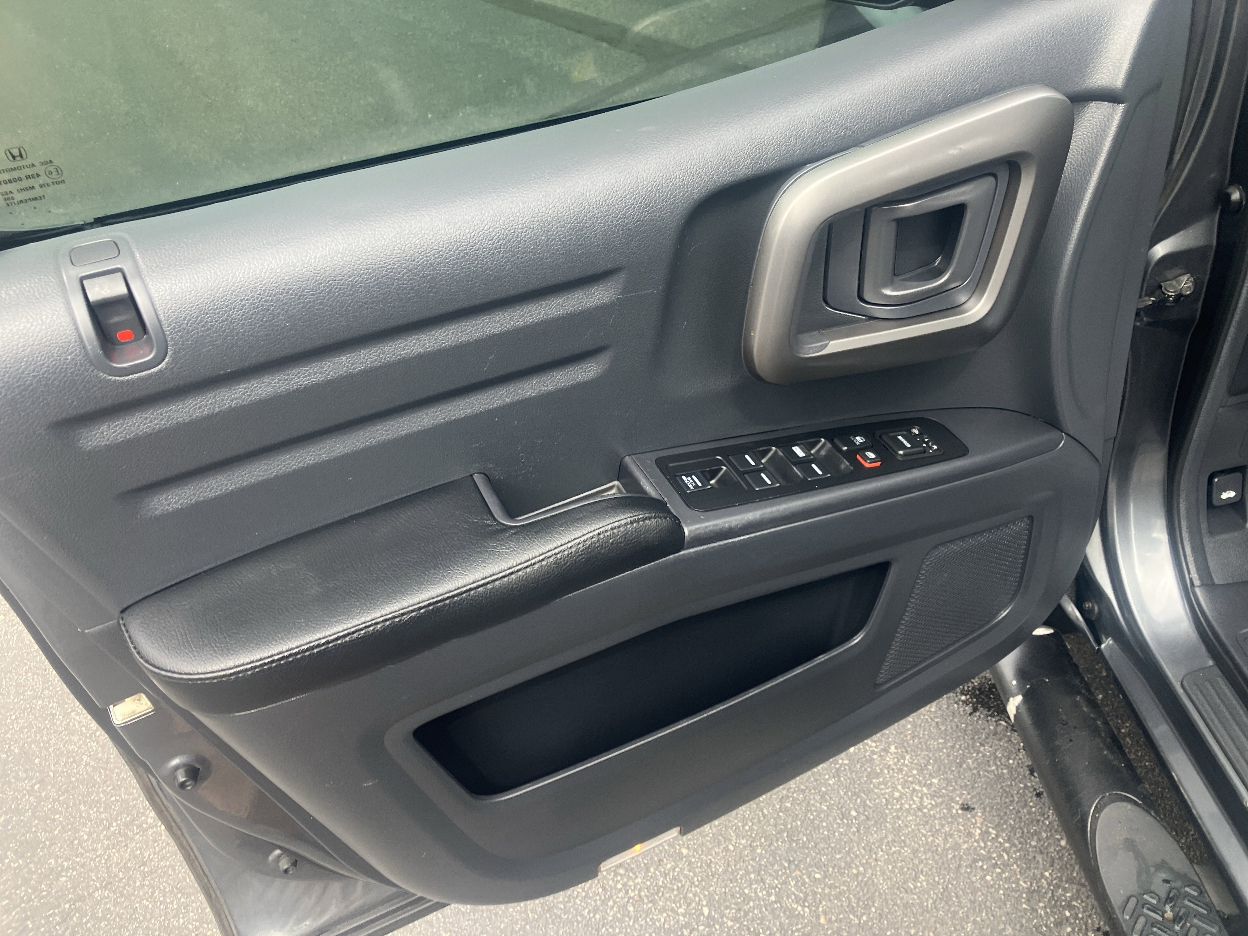 Used 2010 Honda Ridgeline RTL image 15
