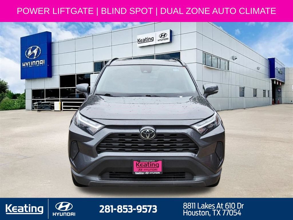 Used 2024 Toyota RAV4 XLE w/ Convenience Package FWD image 2