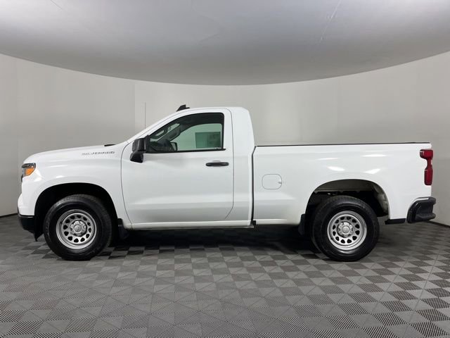 Used 2022 Chevrolet Silverado 1500 W/T w/ Trailering Package image 6