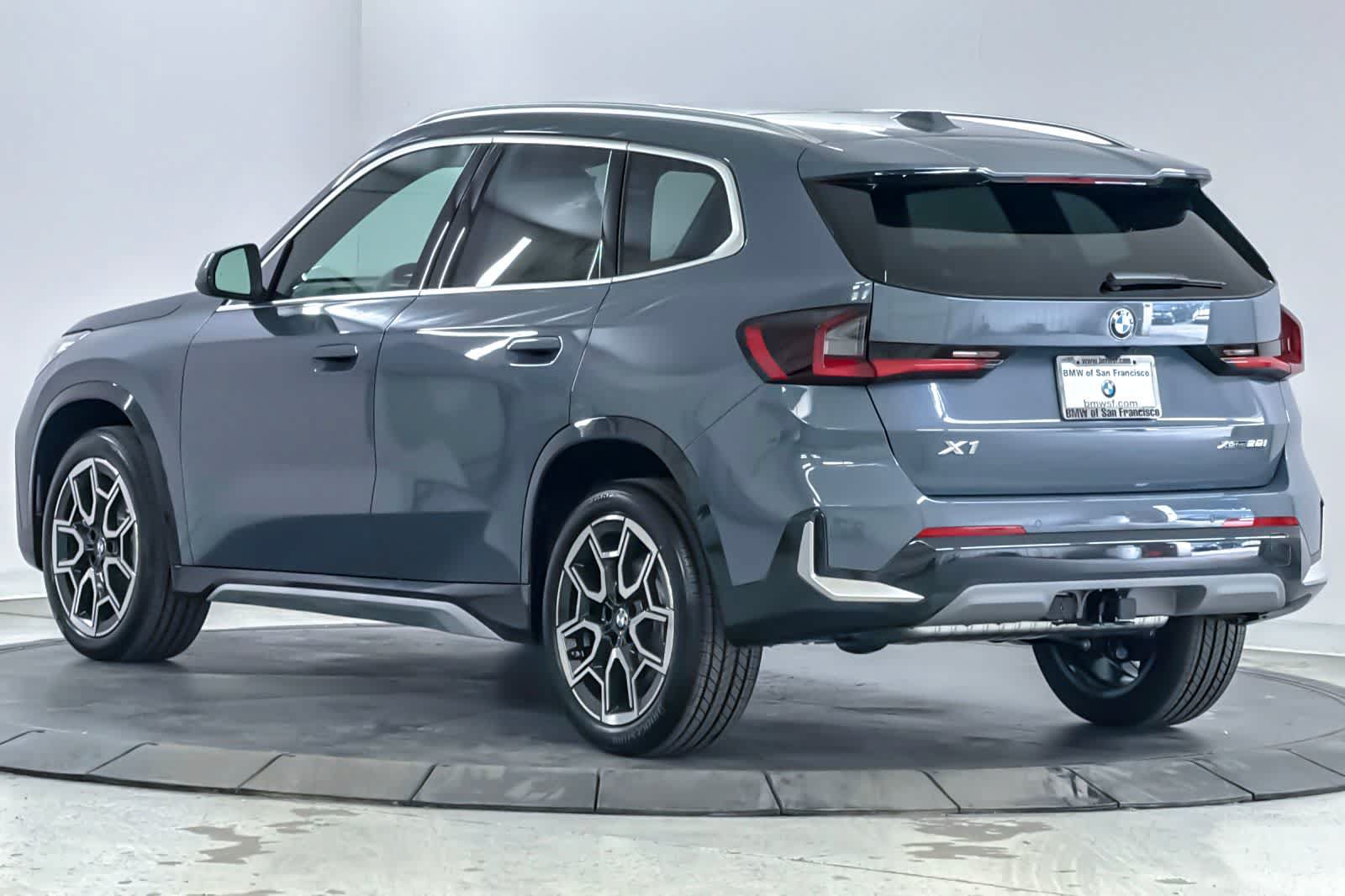 New 2026 BMW X1 xDrive28i w/ Convenience Package AWD/4WD image 6
