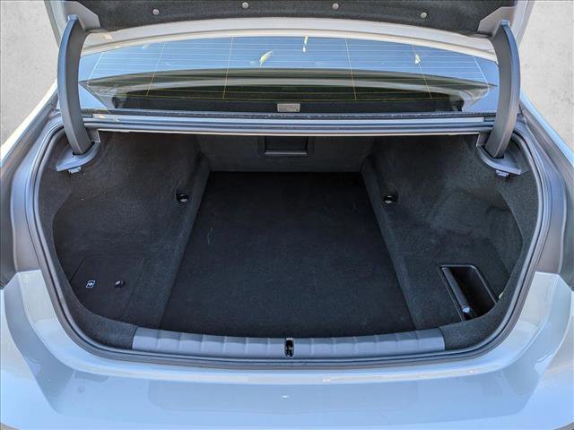 Used 2023 BMW 760i xDrive image 7