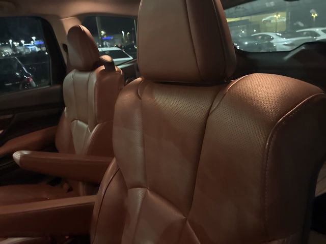 Used 2021 Subaru Ascent Touring image 10