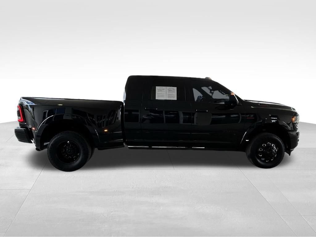 Used 2022 RAM 3500 Limited image 4