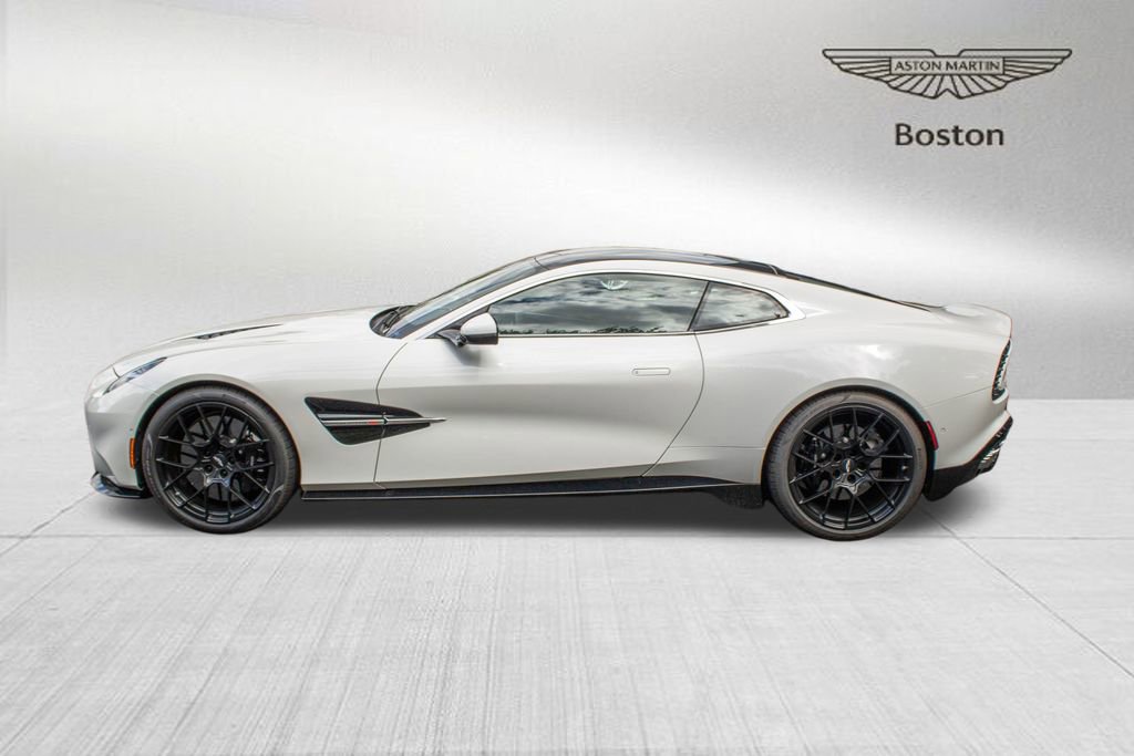 New 2025 Aston Martin Vanquish image 3