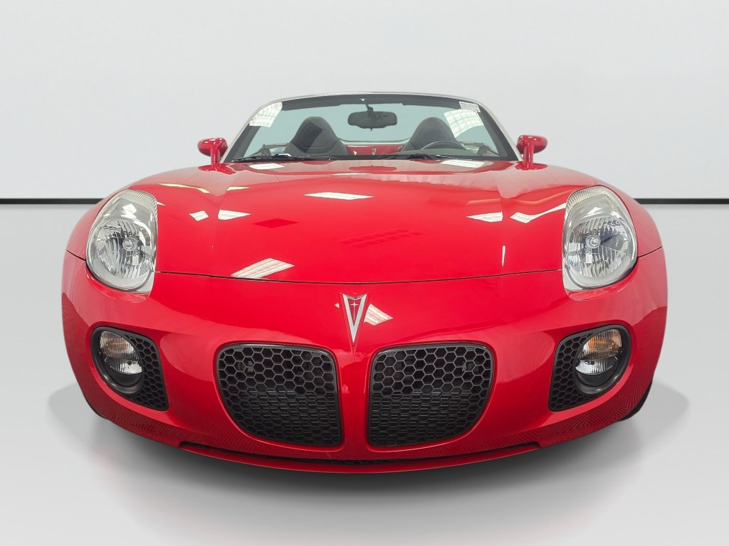 Used 2009 Pontiac Solstice GXP w/ Club Sport Package RWD image 8